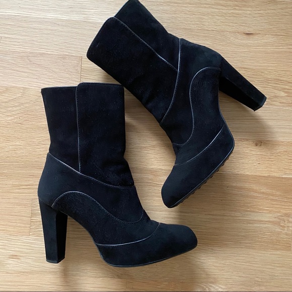 Tod’s Black Suede Lulu Ankle Boots Sz 6.5